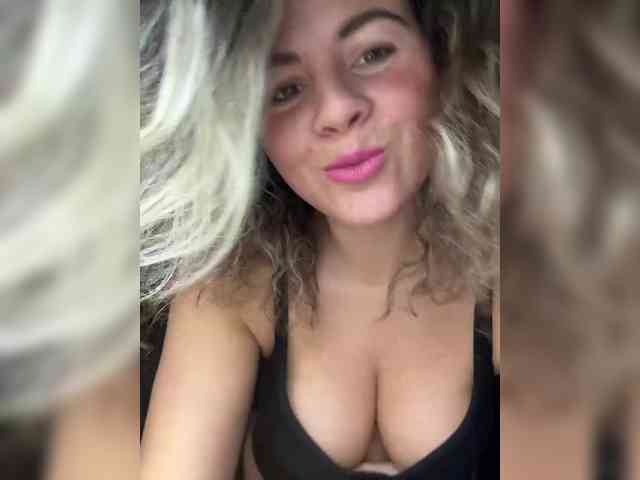 ProseccoMood's sex show image ProseccoMood's sex show image