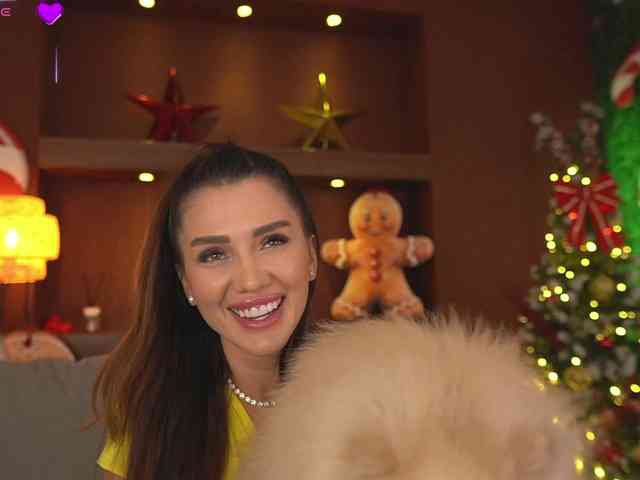 Изображение секс-шоу модели JustinneJade