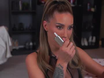 evelyn_evyy's sex show image