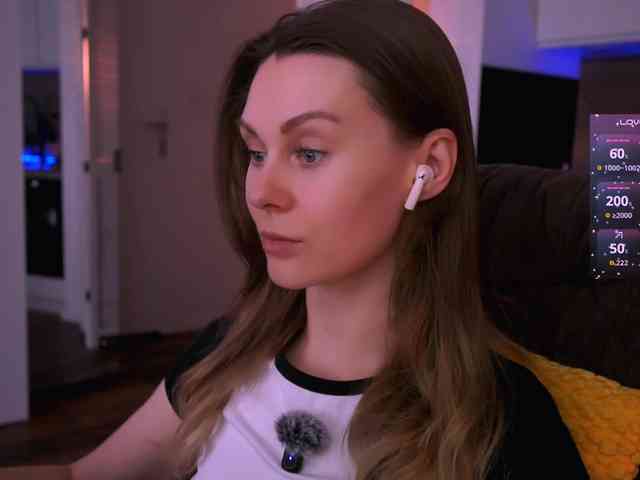 -JesusWife-'s sex show image