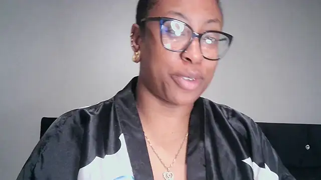 Nyxie_Chaos's sex show image