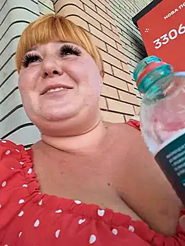 Sexshow-Bild von Miss_tits2025