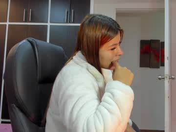 charlotte_icee's sex show image