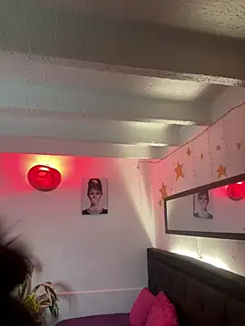 lonely_shewolf's sex show image