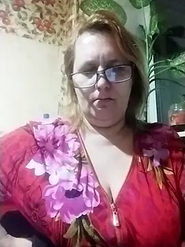 Forest-Lady's sex show image