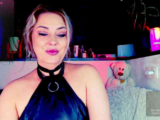 Изображение секс-шоу модели -JuliaSpace-