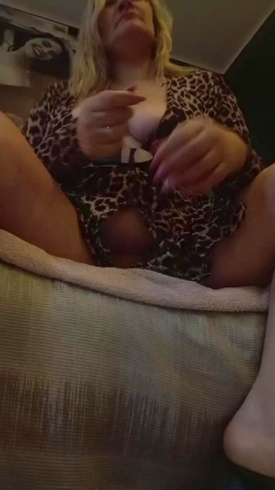Susi1978's sex show image