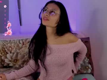 nayecloud's sex show image