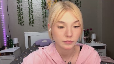 TwilaAninion's sex show image