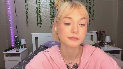 TwilaAninion's sex show image