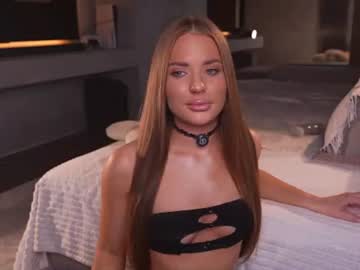 your_wild_lexi's sex show image