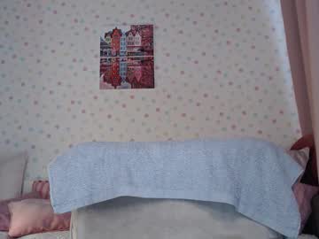 Изображение секс-шоу модели little_pearl_ Изображение секс-шоу модели little_pearl_