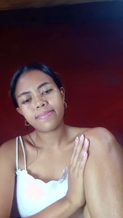 Изображение секс-шоу модели Crysnah