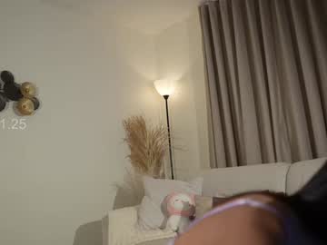 Изображение секс-шоу модели shena_nomy Изображение секс-шоу модели shena_nomy