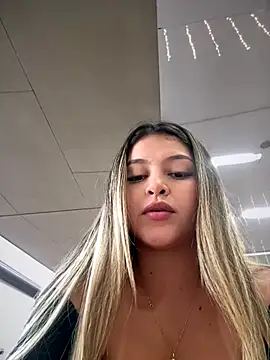 lunablossom_'s sex show image