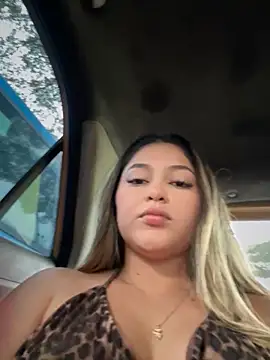 lunablossom_'s sex show image