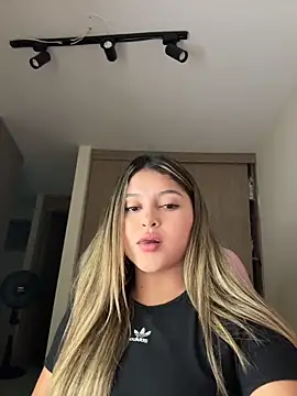 lunablossom_'s sex show image