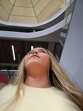 lunablossom_'s sex show image