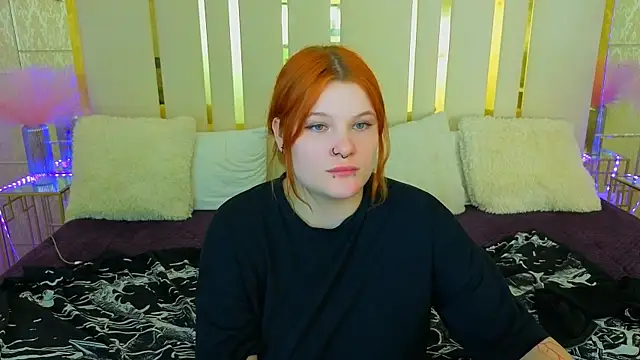 Clumsy_Nana's sex show image