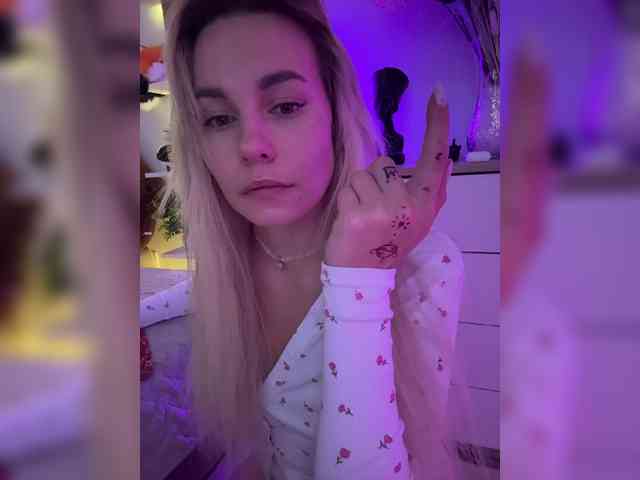 Sexshow-Bild von Katerina-space Sexshow-Bild von Katerina-space