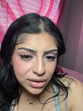 Изображение секс-шоу модели ThickerThanYoBitch