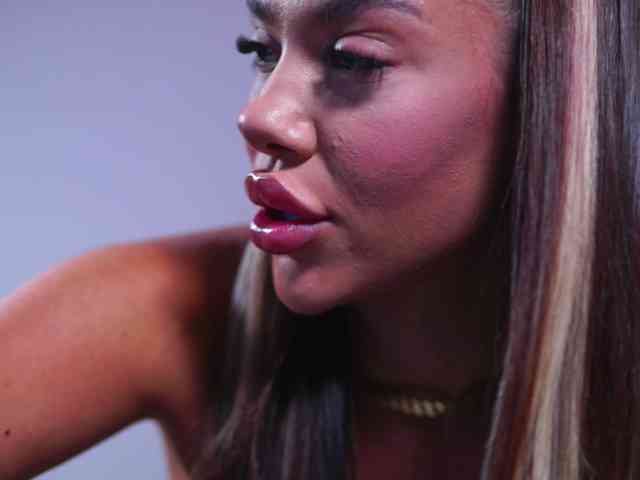 NatyDesiree's sex show image
