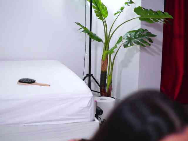 Sexshow-Bild von NatyDesiree Sexshow-Bild von NatyDesiree