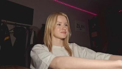 Изображение секс-шоу модели KarmenBarella