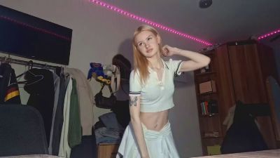 Изображение секс-шоу модели KarmenBarella