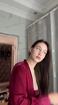 Изображение секс-шоу модели KikiWatson
