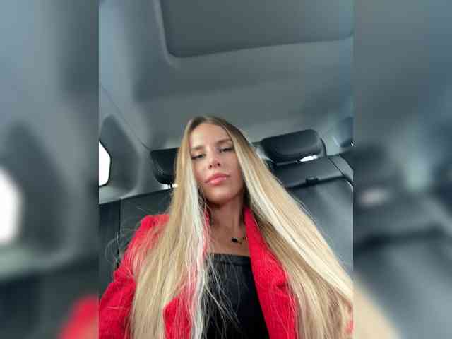 Изображение секс-шоу модели blondinochkaa