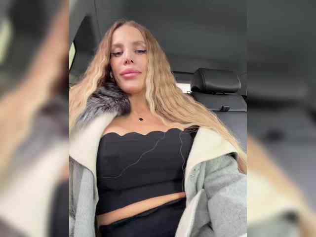 blondinochkaa's sex show image