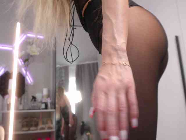 blondinochkaa's sex show image blondinochkaa's sex show image