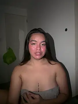 Изображение секс-шоу модели urasianlady Изображение секс-шоу модели urasianlady