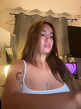 urasianlady's sex show image