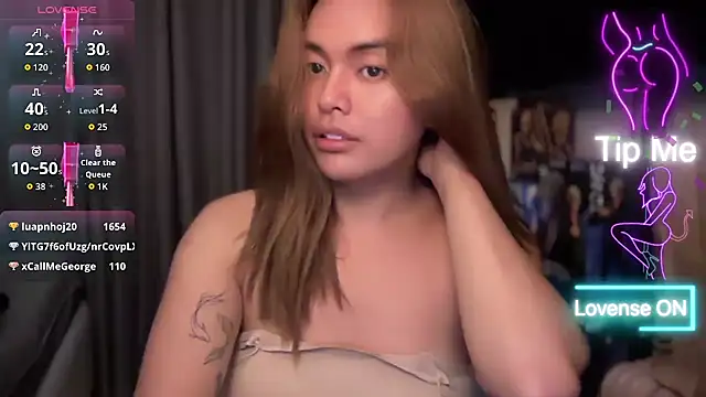 urasianlady's sex show image