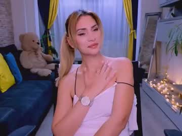 madyeroberts's sex show image