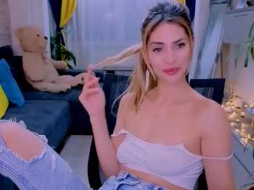 madyeroberts's sex show image