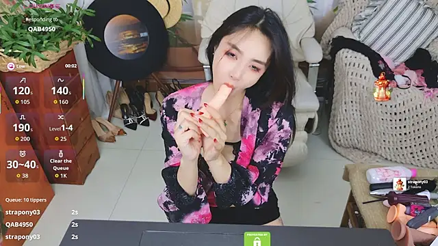 Sexshow-Bild von aquarius-Tianbao Sexshow-Bild von aquarius-Tianbao