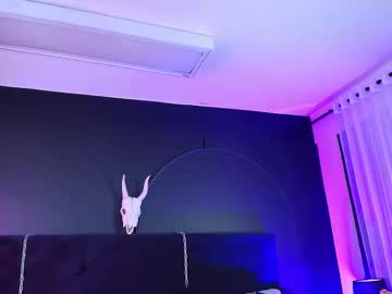 aylen_darkmoor's sex show image