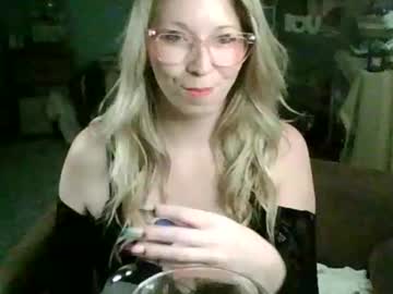 nikkib653466's sex show image