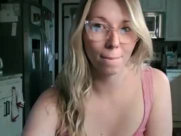 nikkib653466's sex show image