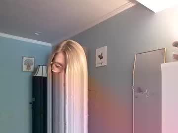 nikkib653466's sex show image