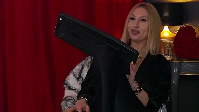 Sexshow-Bild von VickiSpice