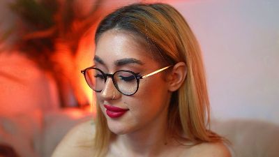 AileenKiss's sex show image