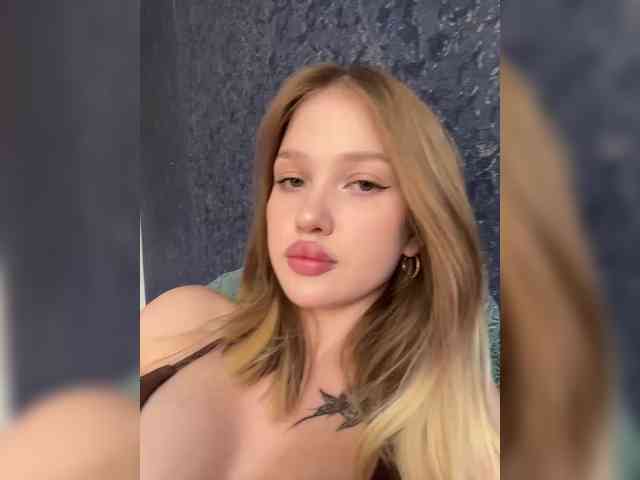 Изображение секс-шоу модели superkisa