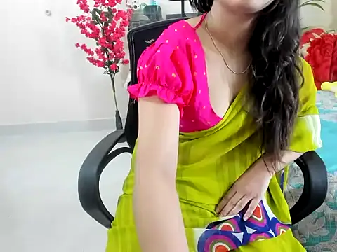 AttractiveQueen2002's sex show image