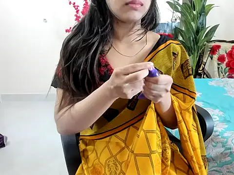 AttractiveQueen2002's sex show image