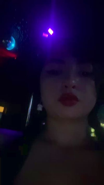 Изображение секс-шоу модели tokiosad