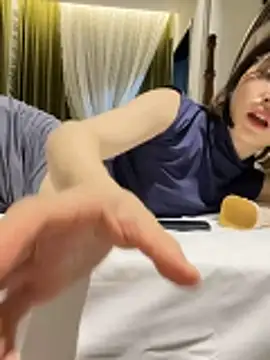 Y2Luvk's sex show image